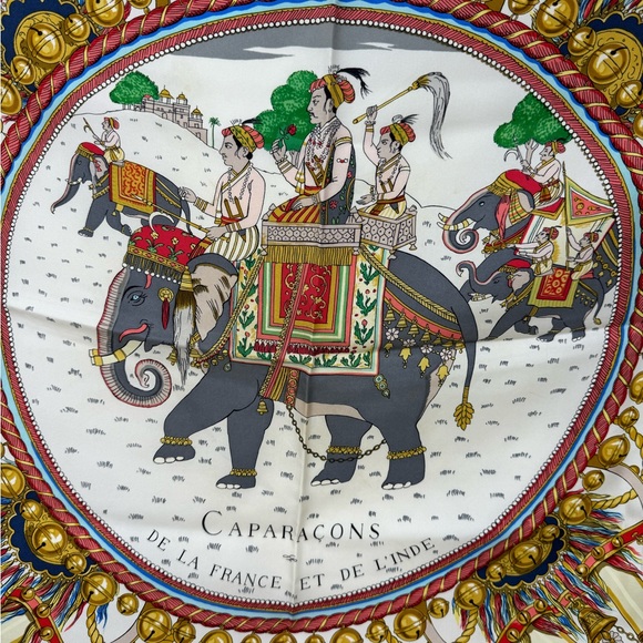 💯Authentic Hermes Caparacons de la France et de L’inde 90 Silk Scarf - Picture 3 of 3
